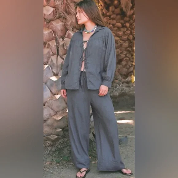 NWT FREE PEOPLE DREAMY DAZE SET IRON GATE - Picture 1 of 4